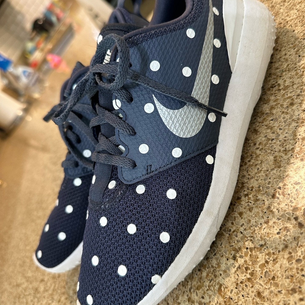 Nike Blue and White Polka Dot Golf shoes